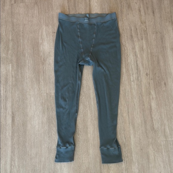 Blue Skims Ribbed Leggings - Picture 1 of 6